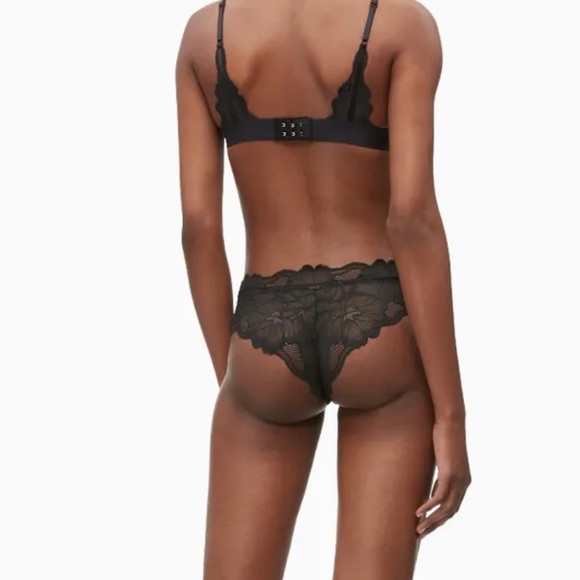 CALVIN KLEIN BLACK FLORAL CLUSTER UNLINED TRIANGLE - Picture 5 of 7